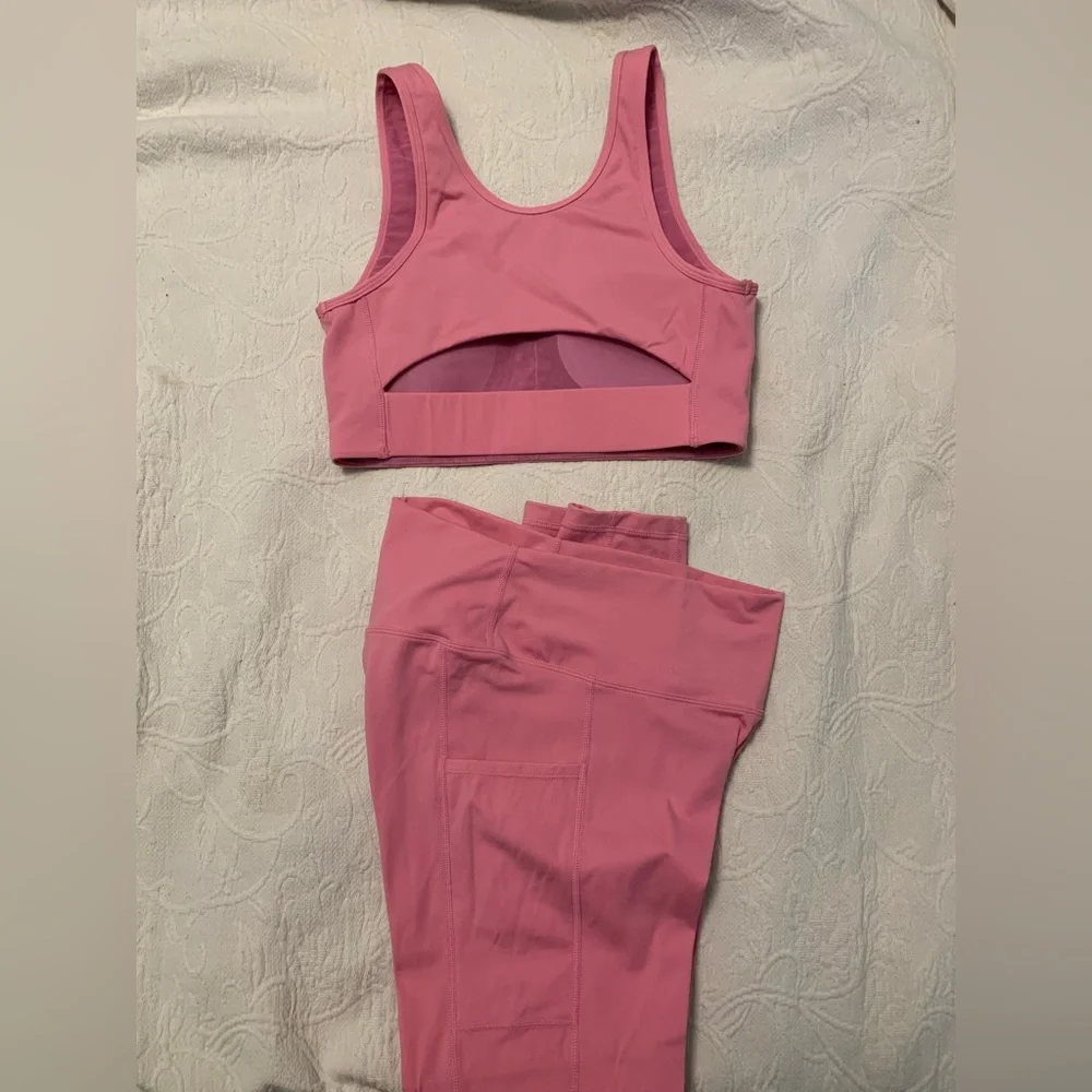 Pink Workout Set - Picture 2 of 7